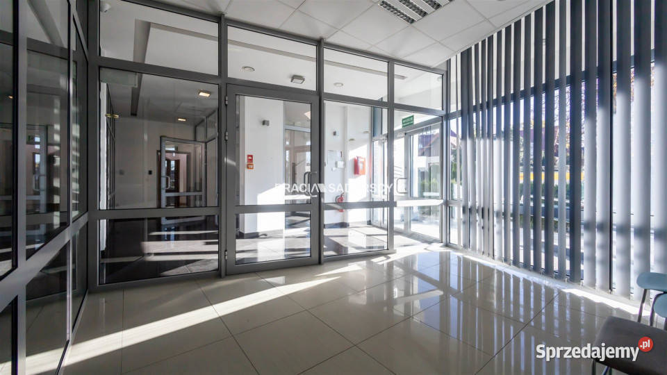 sprzedaży lokalu Kraków Ruczaj 859m2 9545zł/m2 małopolskie