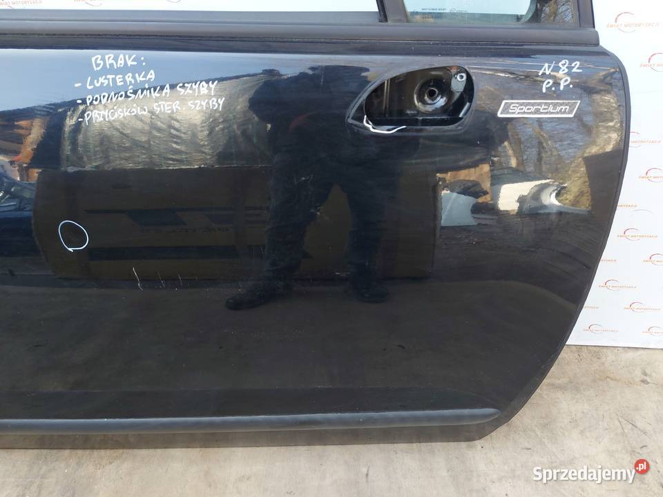 PEUGEOT 3008 I 12r drzwi prawe przód 140 osobowe świętokrzyskie Kielce sprzedam