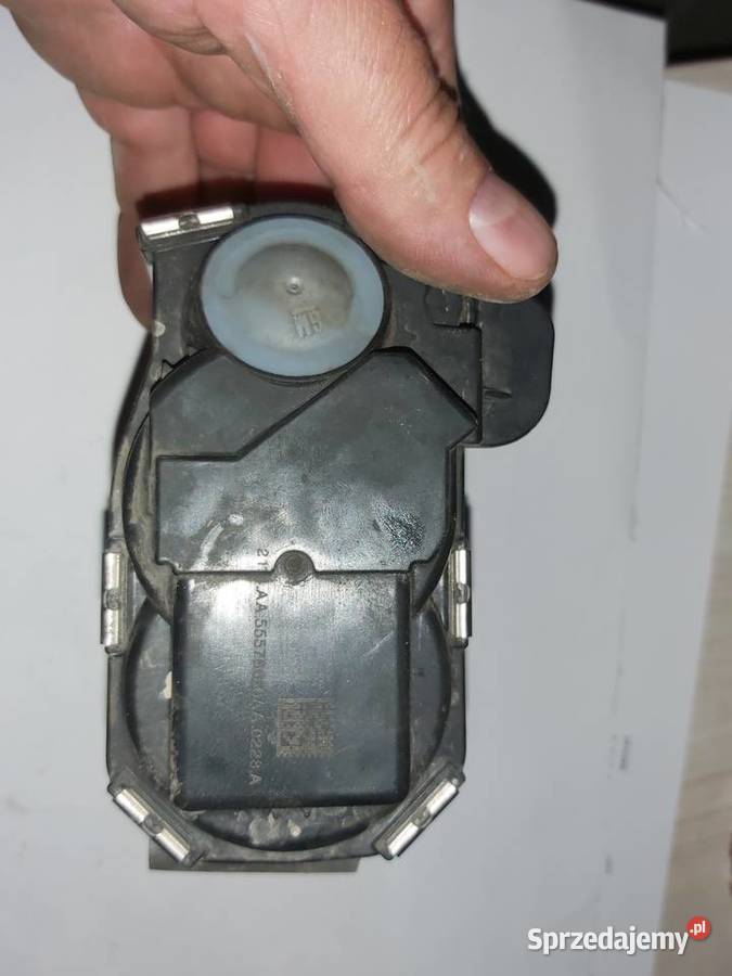 PRZEPUSTNICA 55576656AA astra insignia IV J 16 osobowe Bydgoszcz