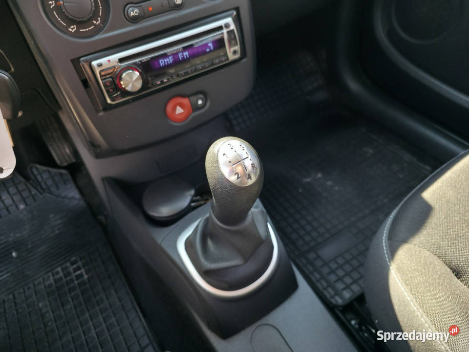 Renault Clio 12 Benzyna Serwisowany Gwarancja serwisowany w ASO świętokrzyskie Piekoszów sprzedam