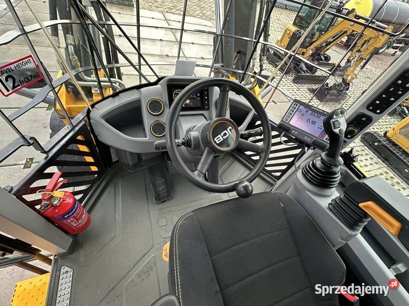 ŁADOWARKA KOŁOWA MARKI JCB 437 S5 WASTEMASTER Rok produkcji 2020 Pozostałe Maszyny budowlane