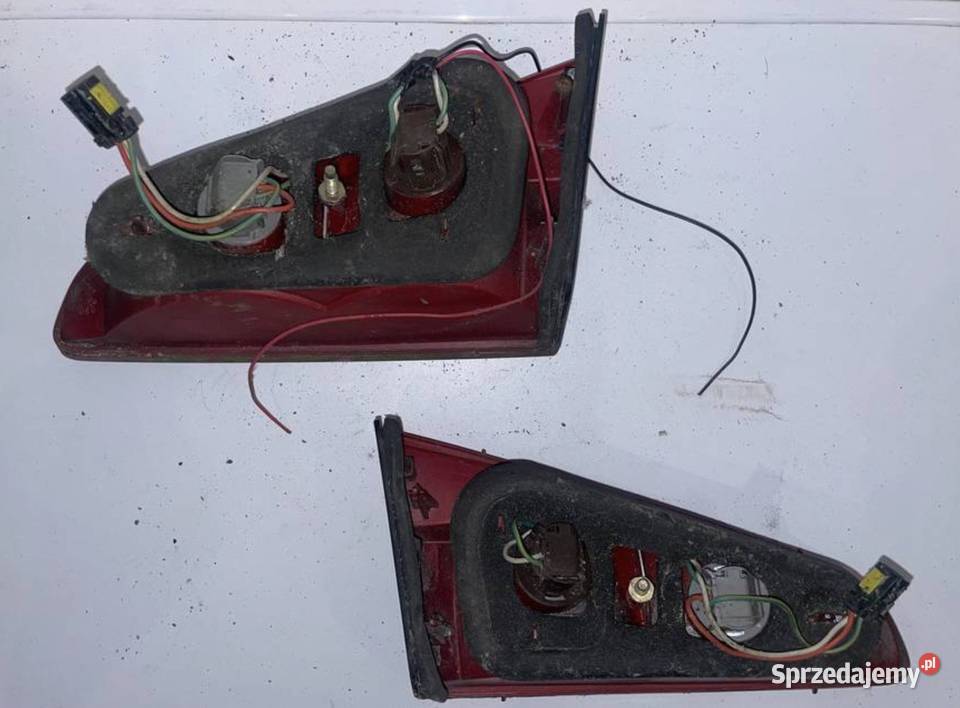 lampa tył tylna peugeot 607 prawa lewa komplet Ostrów Wielkopolski
