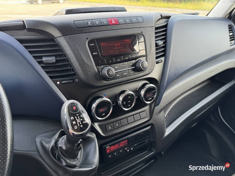 Iveco Daily 72C18 2021r 30 HIMATIC radio / CD świętokrzyskie Daleszyce