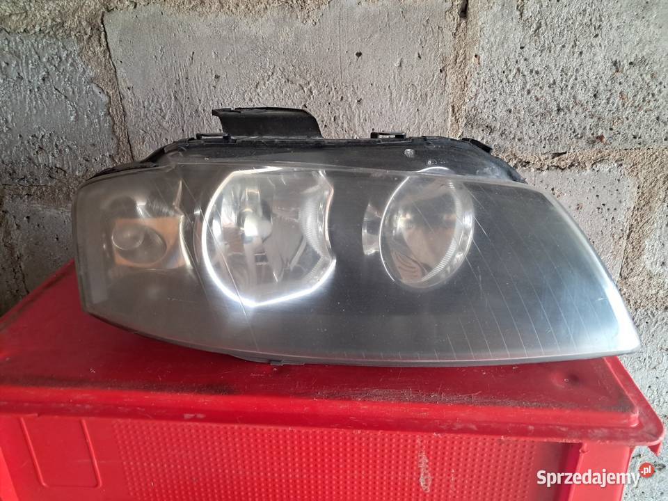 Sprzedam komplet lamp przód audi a3 8p 2006 osobowe Klocek