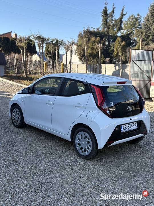 Toyota Aygo 10 VVTi Black Edition LPG 999cm3 Jędrzejów