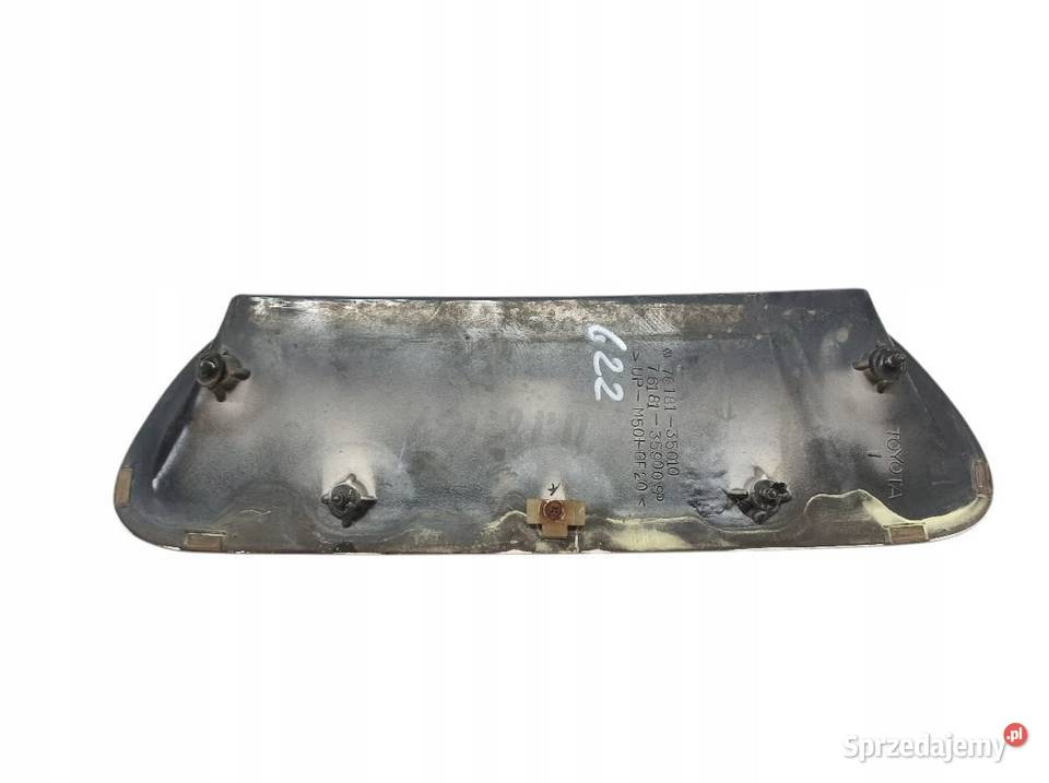 KRATKA WLOT POWIETRZA MASKI 7618135010 Toyota