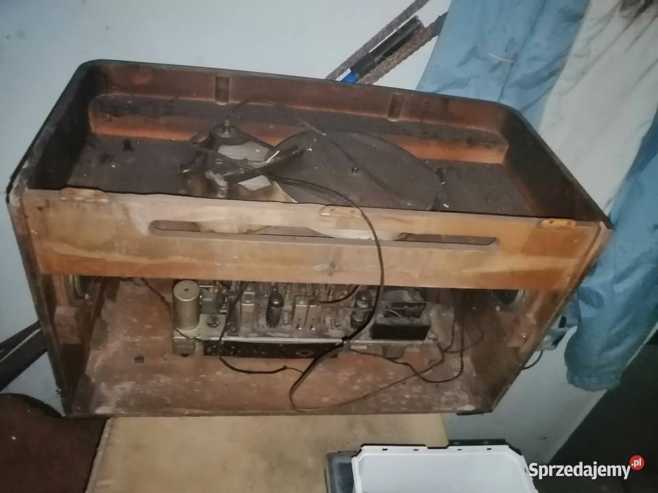 Stare radio z gramofonem UNITRA PRL Głogów