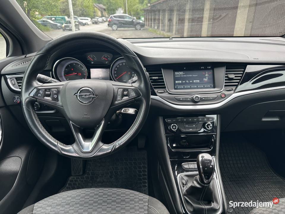 Opel Astra K 14 T LPG rozpoznawanie znaków Żywiec