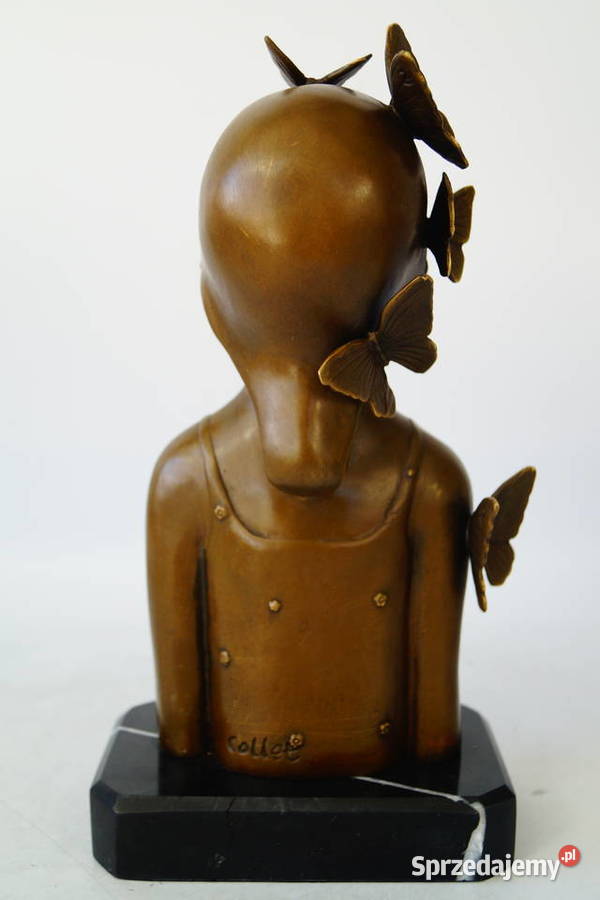 Kobieta z Motylami figura z brązu rzeźba piękna Gizałki