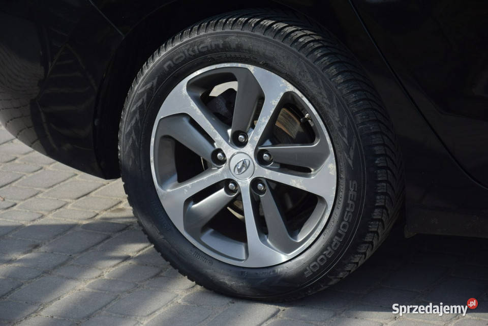 Hyundai i30 16D Navi Kamera 2015r Sprowadzony 110KM Majdan Sieniawski