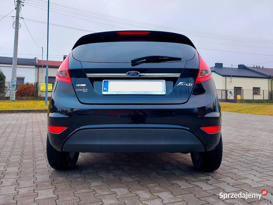Ford Fiesta MK7 14 TDCi Titanium czarny sprzedam