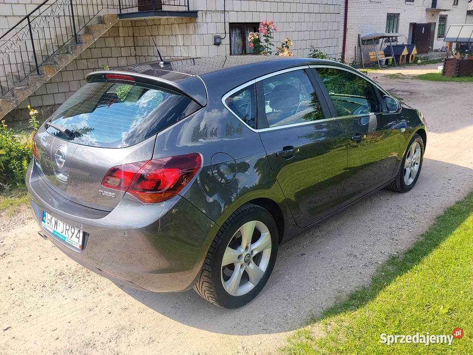 Opel Astra j 16 T 180 Automat 290000km mazowieckie Radom sprzedam