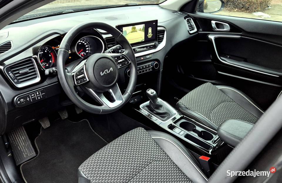 Kia Ceed 16 CRDI 136 24 uszkodzony Leszno