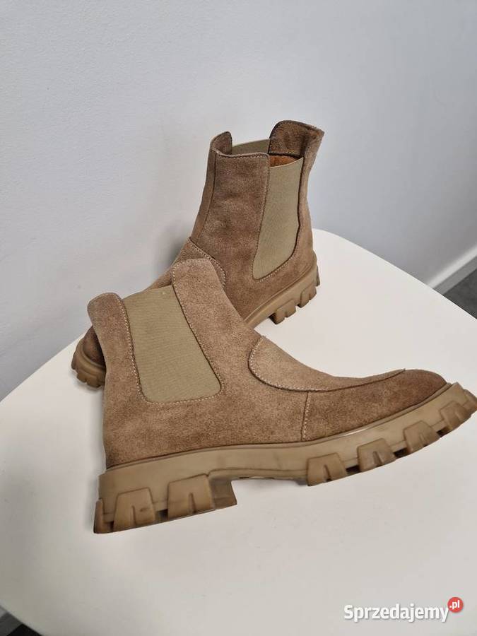 Skórzane botki w kolorze beżowym skóra Nowogard