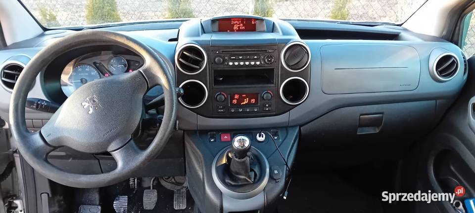 Peugeot Partner 16 Diesel 2013 pakowny wygodny Banino