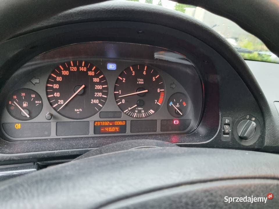 BMW 5 e39 520i 523i 525i 530d Piasty Zwrotnice osobowe Skawina