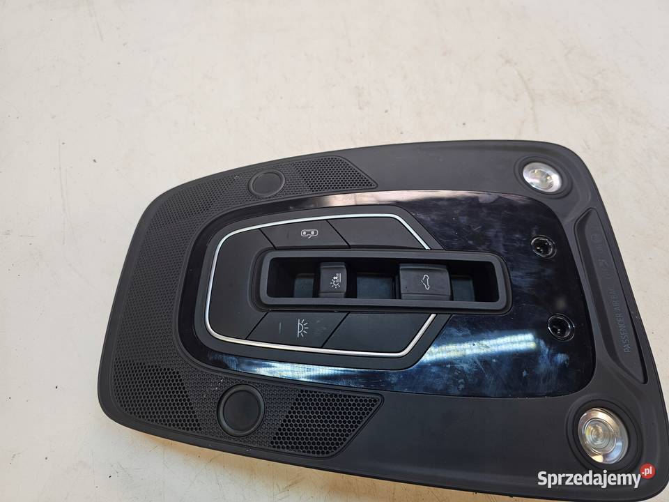 LAMPKA PODSUFITKI AUDI A4 B9 8W0947135AT LED 6 śląskie