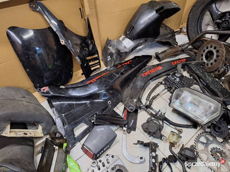 Suzuki GSX 600 F części licznik bak owiewka Jelenia Góra