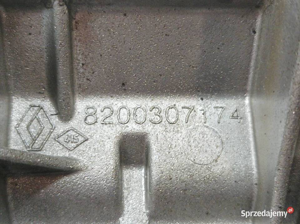 POMPA OLEJU 8200307174 15 D DCI Dacia Dokker I