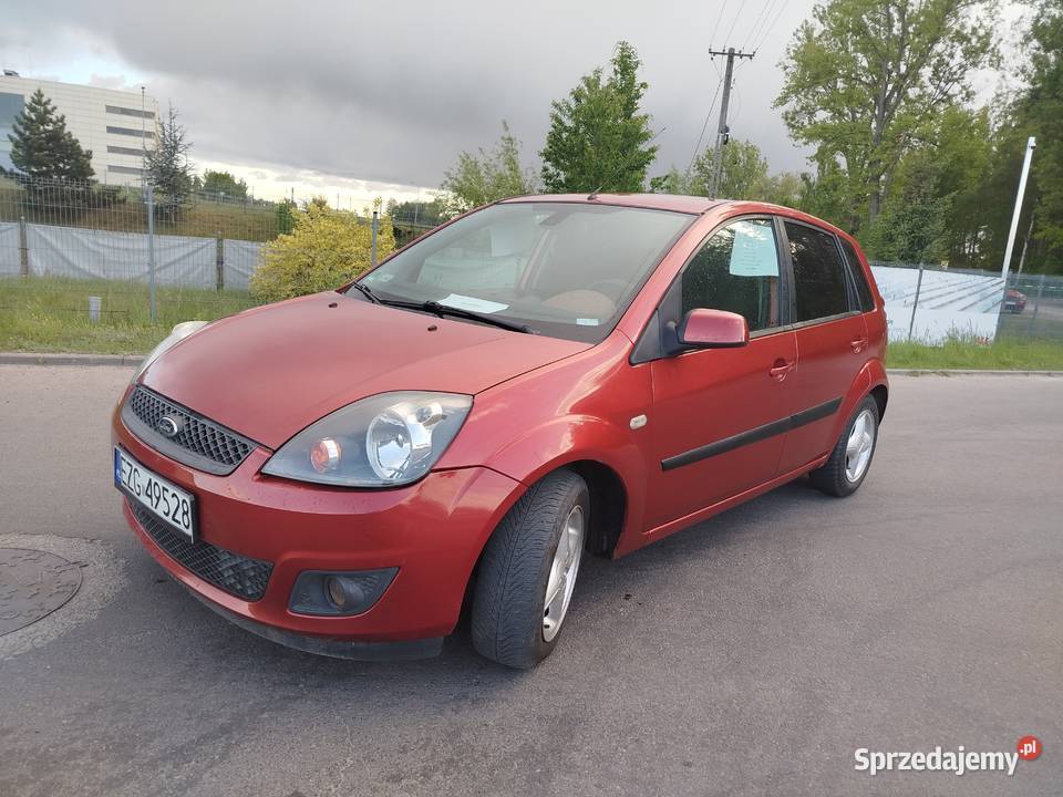 FORD Fiesta bogate wyposażenie Aleksandrów Łódzki