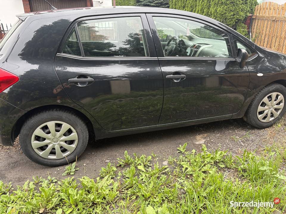 Toyota Auris 14 d4d Płock sprzedam
