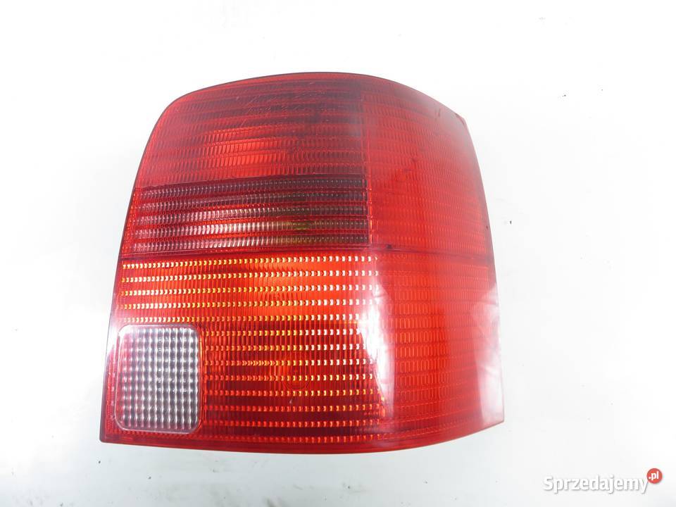 LAMPA PRAWA TYLNA VW PASSAT B5 Variant 3B5 osobowe małopolskie