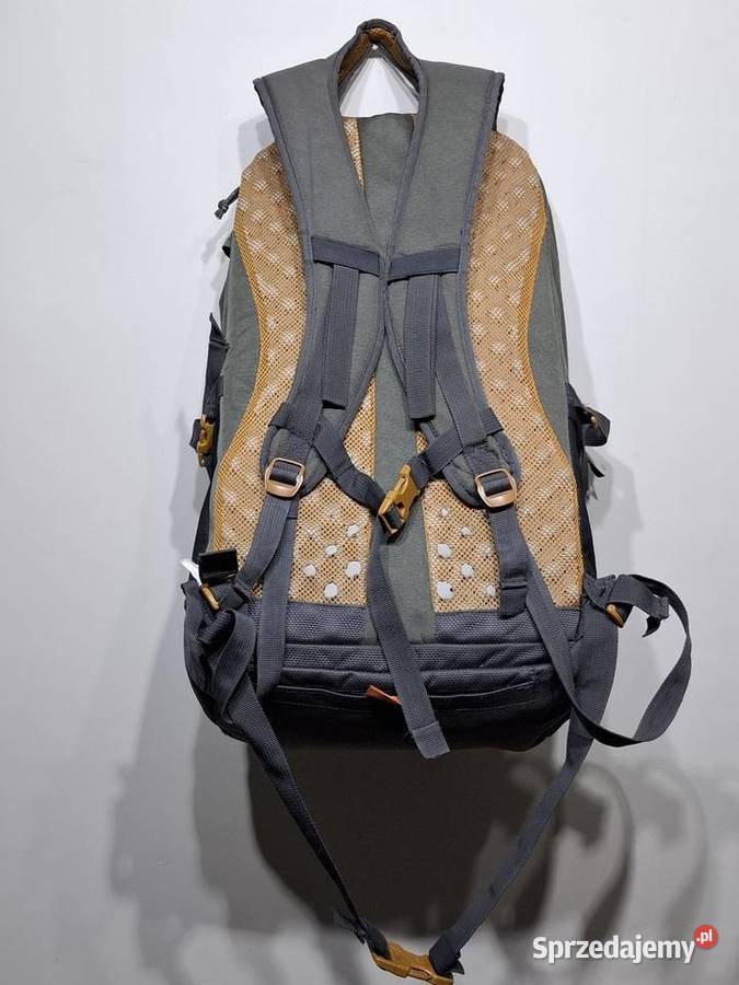 Plecak turystyczny 30 Quechua NH500 sprzedam