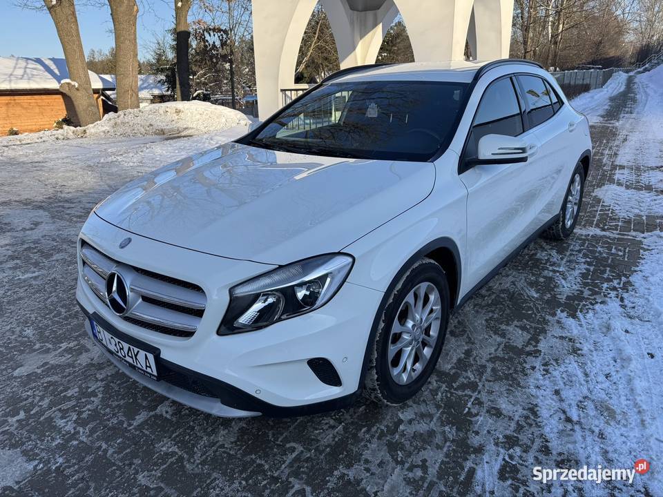 Mercedes GLA serwisowany bezwypadkowy gniazdo SD Białystok