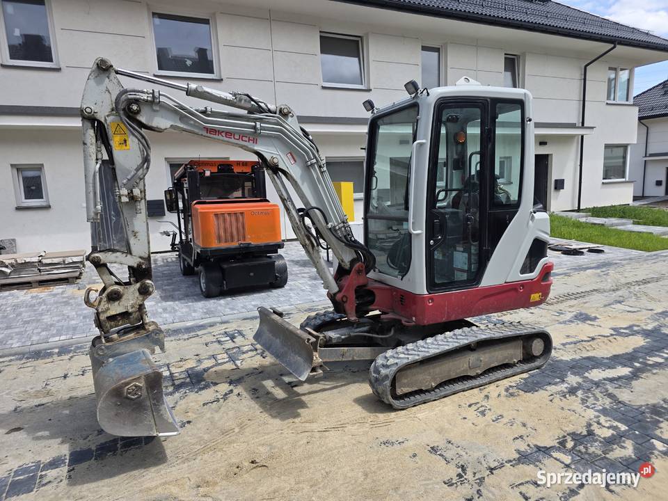 koparka TAKEUCHI TB 225 Łubie sprzedam
