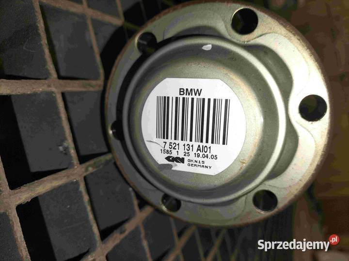 Półoś napędowa lewa tylna BMW E60 E61523i 525i Poręba