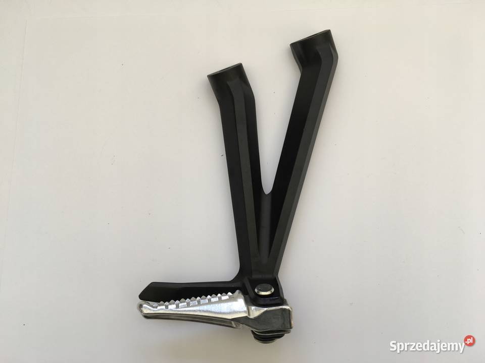 HONDA CB 1000 R SC80 Set podnóżek tył pasażera P