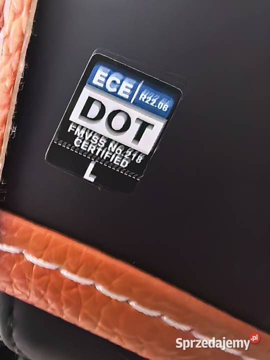 Sprzedam kaski retro L i XL Piła