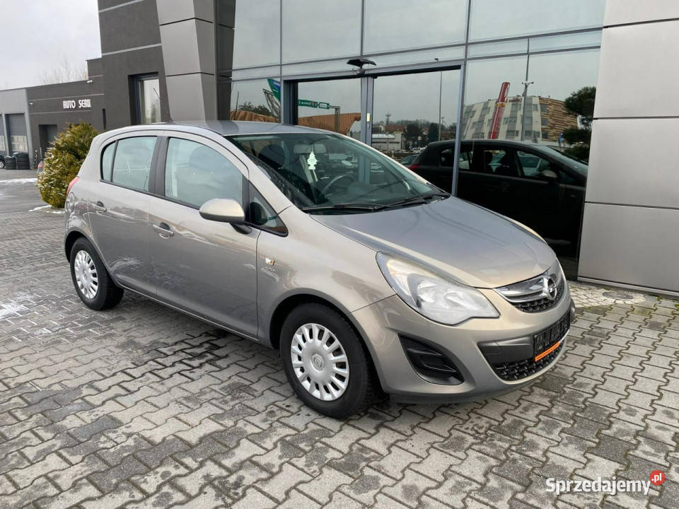 Opel Corsa multifunkcja klima DRL benzynka Corsa Żory
