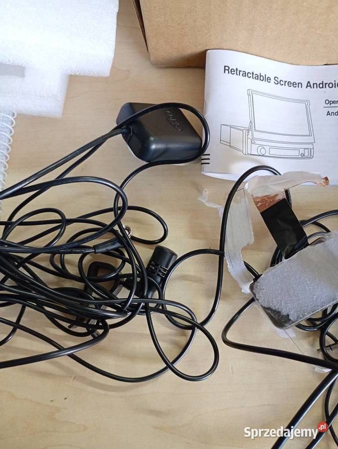 Radio samochodowe 1DIN Android Wysuwany Ekran Przysucha