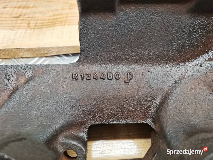 Kolektor wydechowy Claas Celtis 456 R134480 Pozostałe