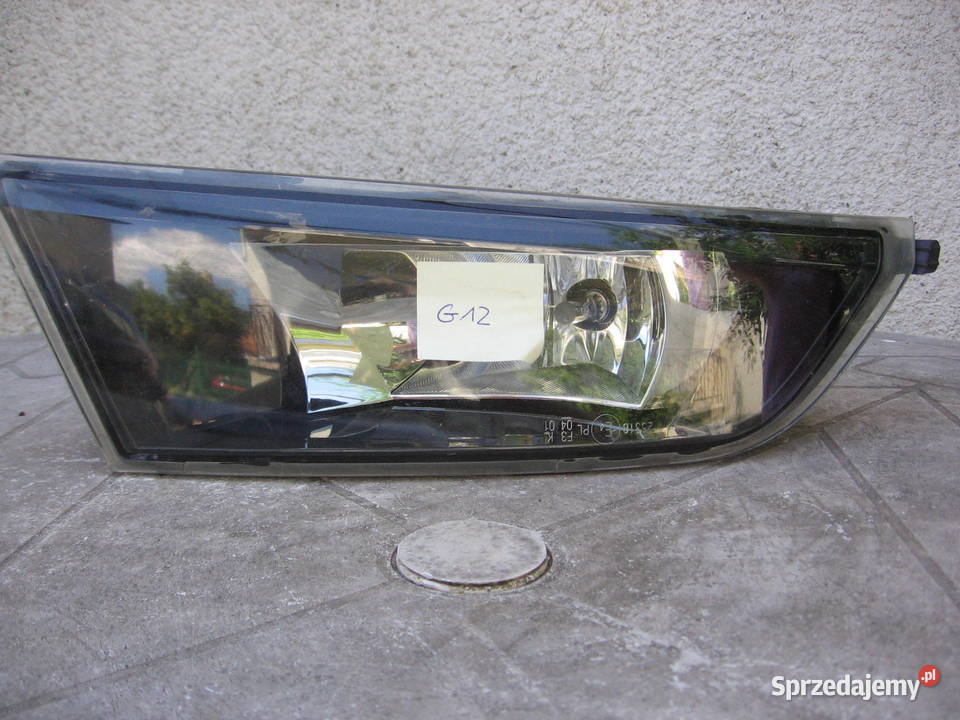 Halogen prawy do Skoda Fabia III 6V0 941 702 prawe Warszawa sprzedam