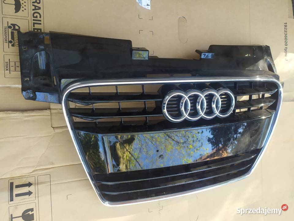 Audi tt 8j0 1014r lift atrapa grill przednia Rok produkcji 2011 Ksawerów