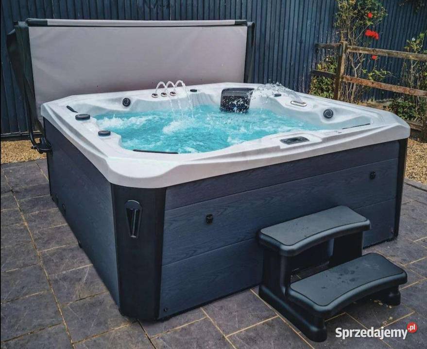 Jacuzzi ogrodowe całoroczne