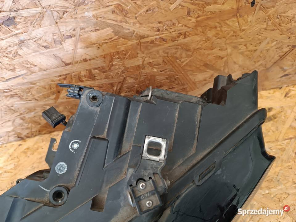 LAMPA LEWY PRZÓD EU 1011117075 AUDI Q5 I 2008 osobowe Nowy Tomyśl