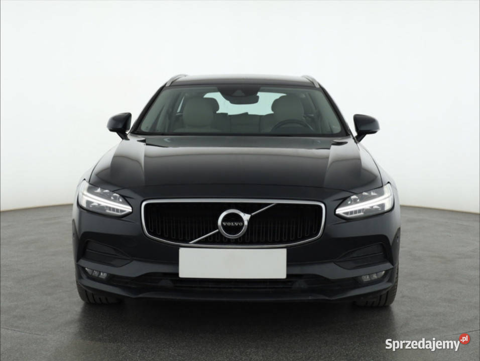Volvo V90 D4 AWD światła LED Piaseczno