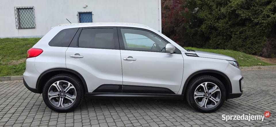Suzuki Vitara 16 120 4x4automat podgrzewane fotele Stanisław Górny sprzedam