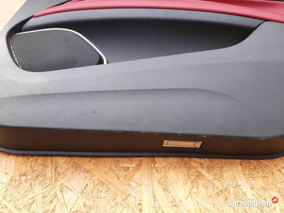 Alfa Romeo Stelvio tapicerka boczek prawy przód Strzyżewice