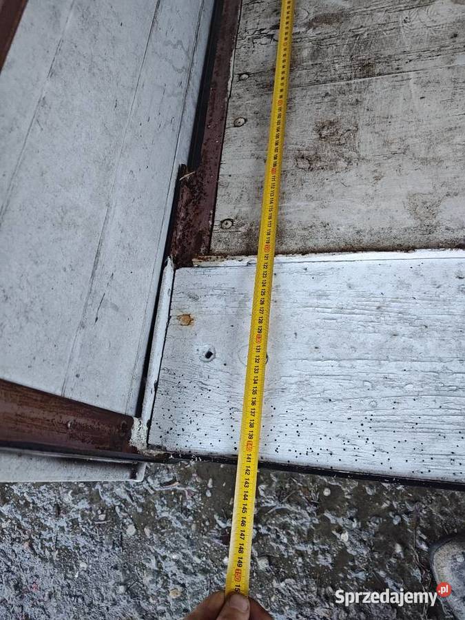 Przyczepka samochodowa do przewozu zwierząt 1 Krzczonów