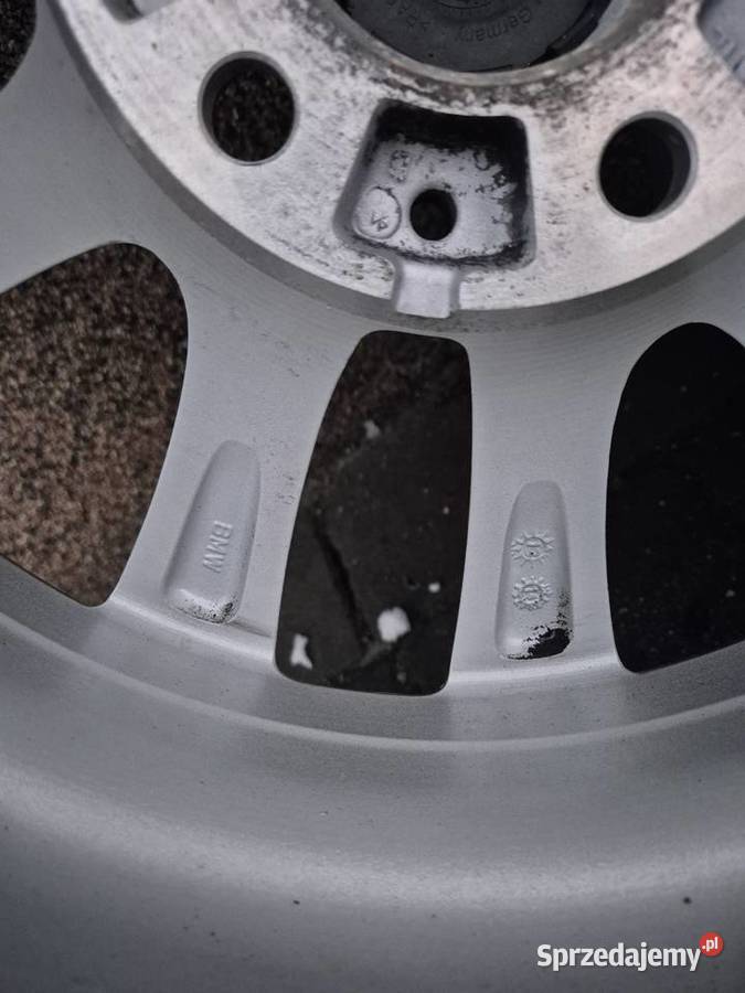 Felga 5 x 120 BMW opona 205 55 R16 Dunlop Winter Ostrzeszów