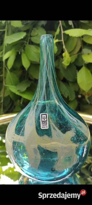 Szklany wazon w cudownych kolorach projektu Pabianice