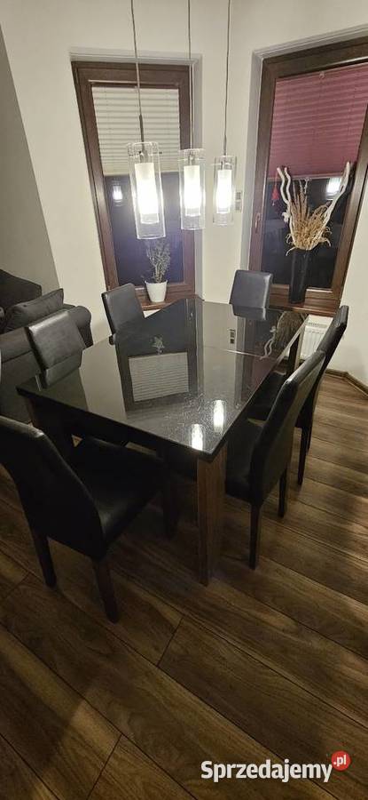 Stół do jadalni sześć krzeseł Góra