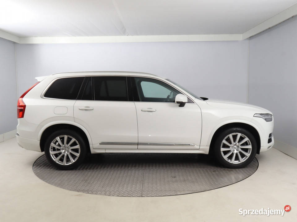Volvo XC90 D5 AWD światła przeciwmgielne XC 90