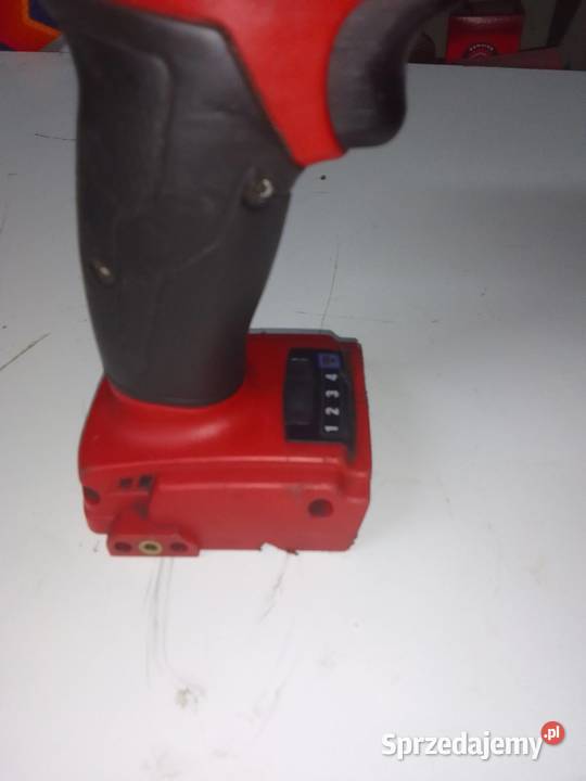 Klucz udarowy milwaukee m18 fuel 12