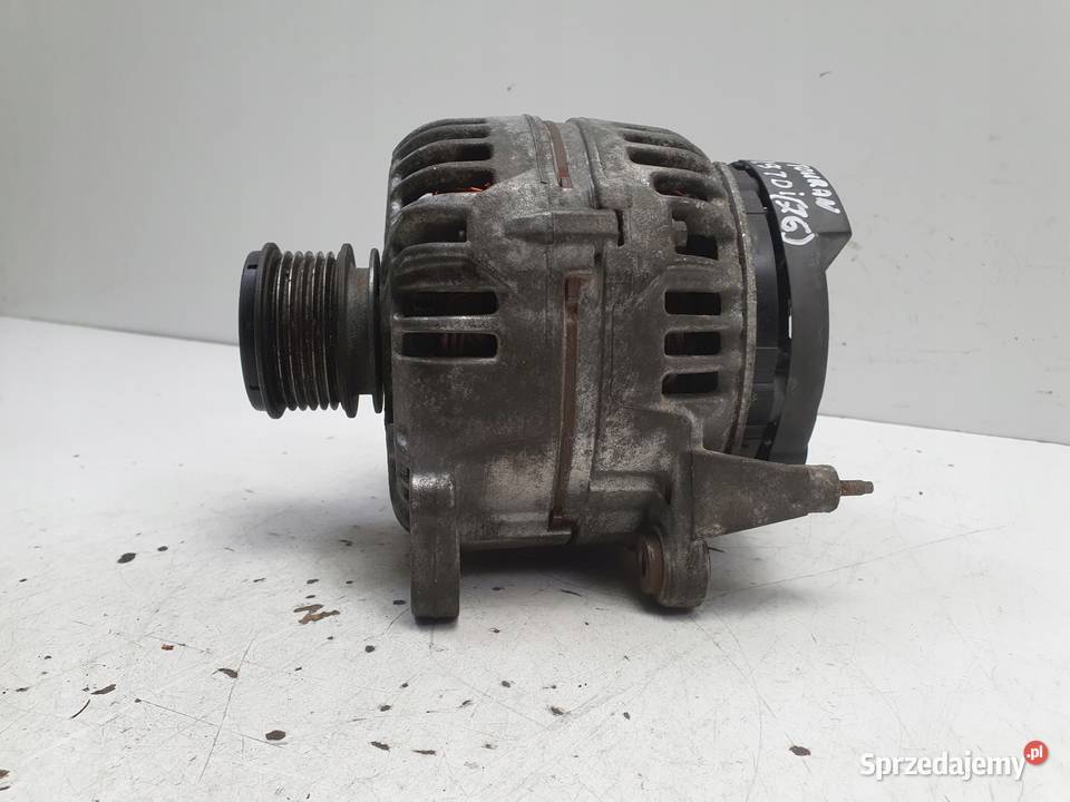 VW Golf V 19 TDI ALTERNATOR bosch 06F903023F
