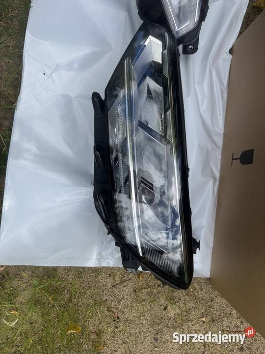 Reflektory passat b8 lift Lampy przednie Warszawa sprzedam